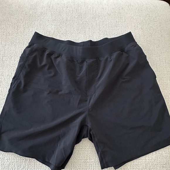 Fabletics Other - Men’s gym shorts - Fabletics